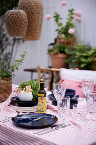 Olivia tablecloth Ø140 cm. red striped